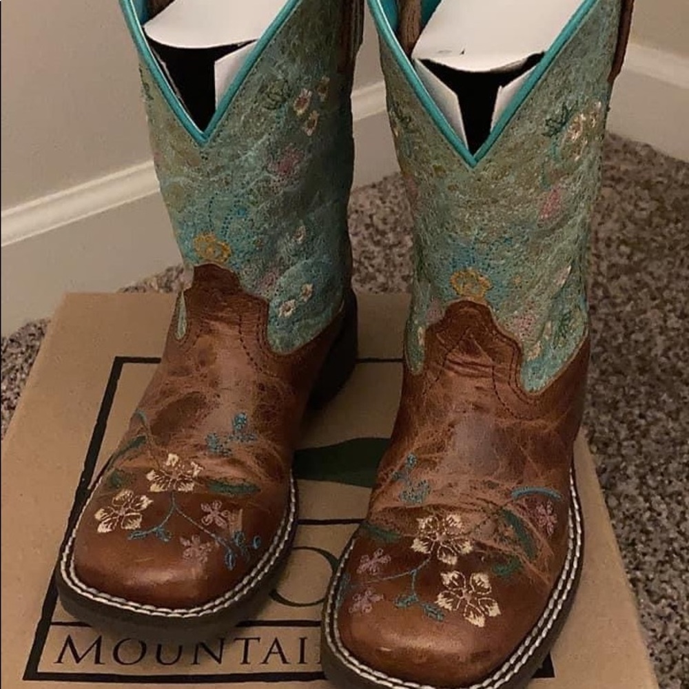 Smoky Mountain cowgirl boots